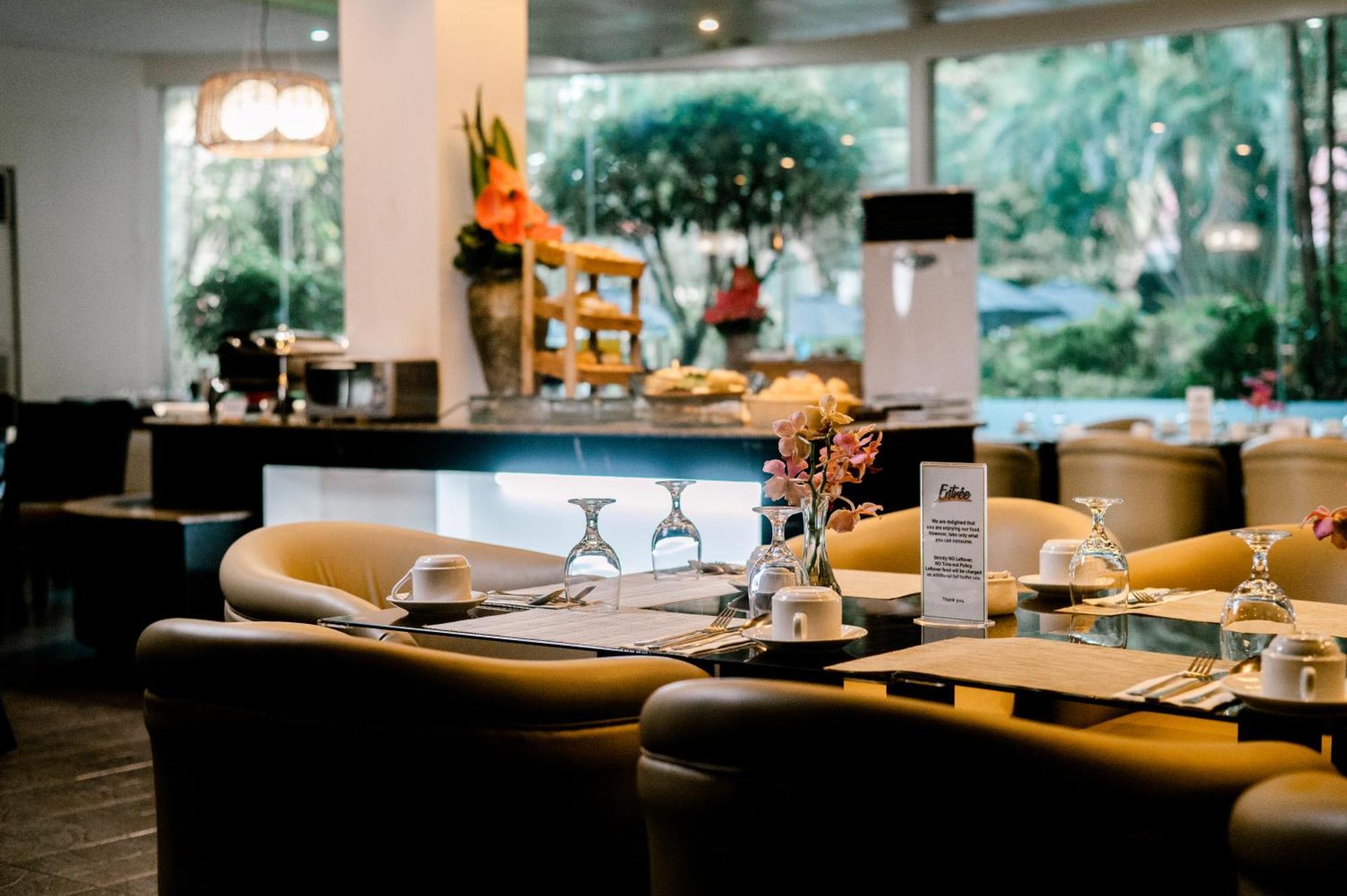 The Apo View Hotel Davao Екстер'єр фото