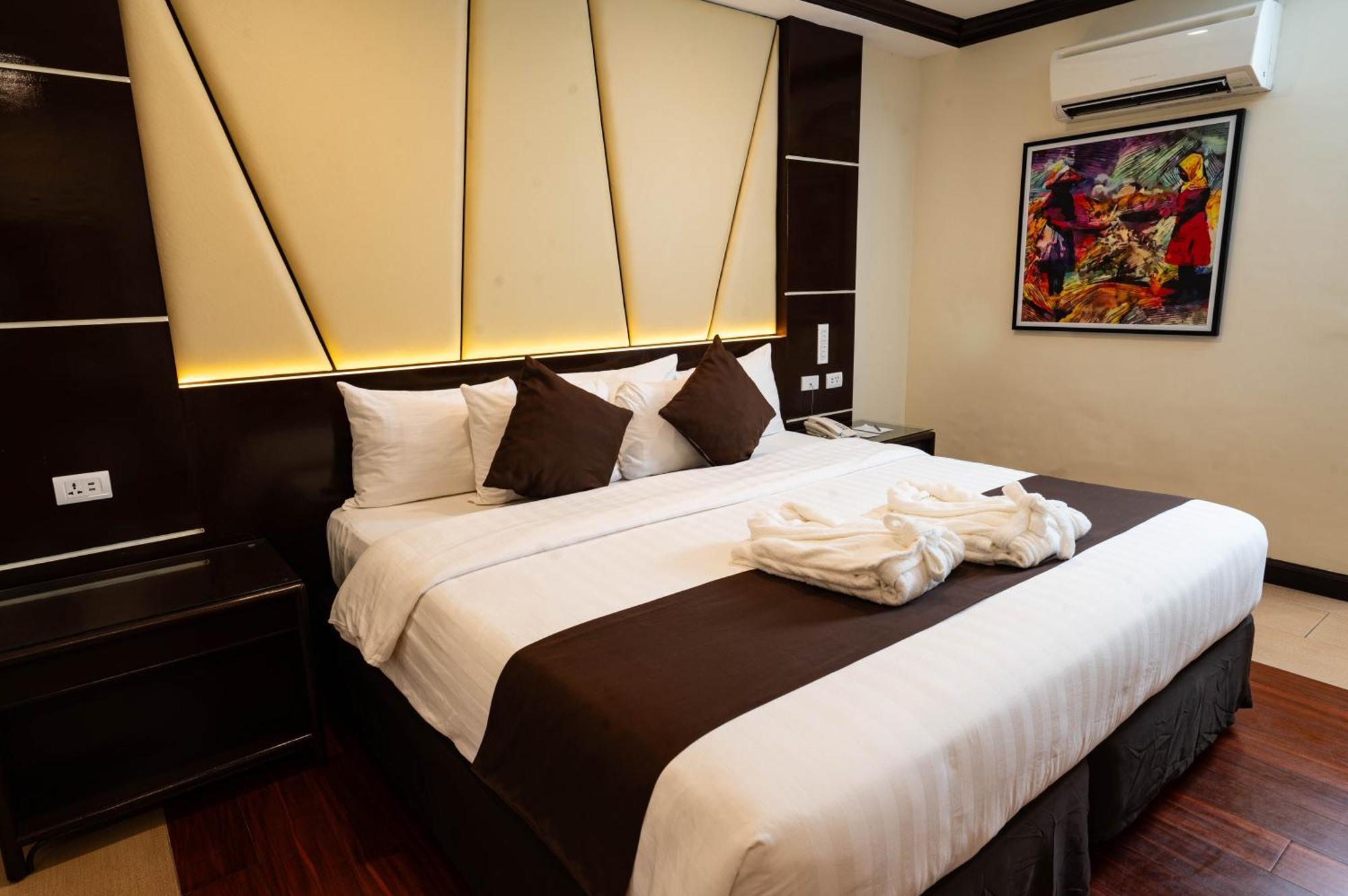 The Apo View Hotel Davao Екстер'єр фото